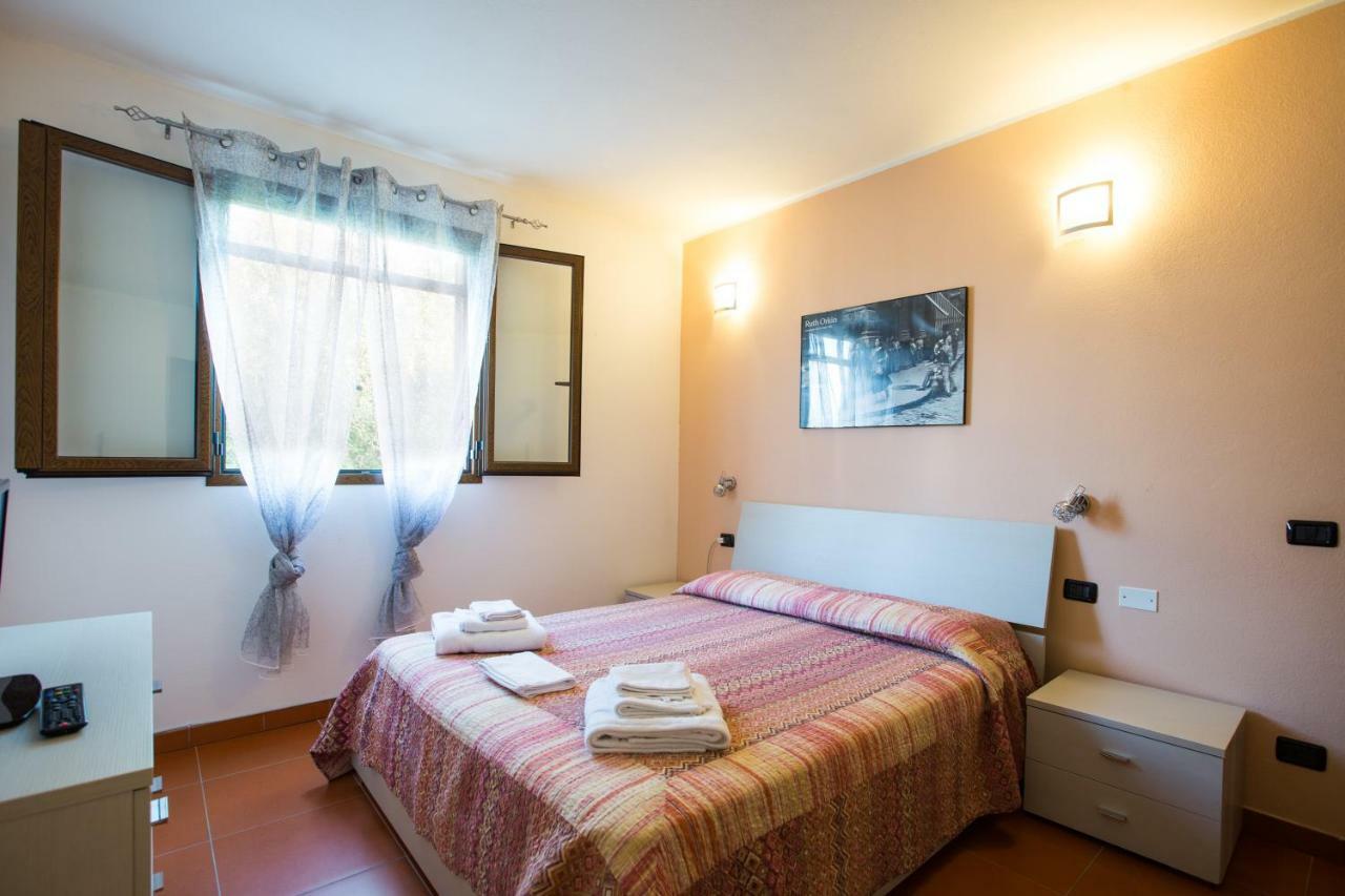 Appartamenti Torre Di Bari 바리사르도 외부 사진